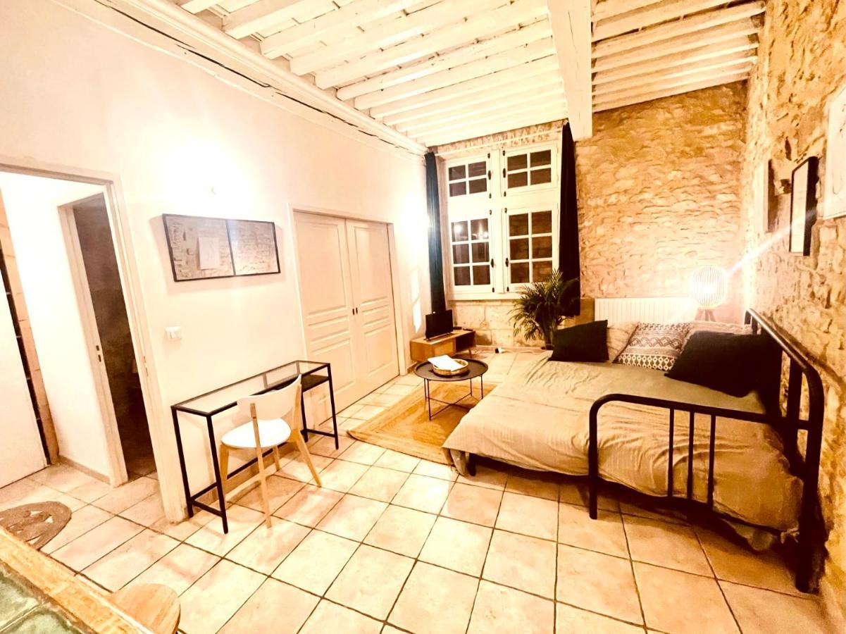 Le Moka Charmant Appartement Au Coeur De Ville Nîmes Esterno foto